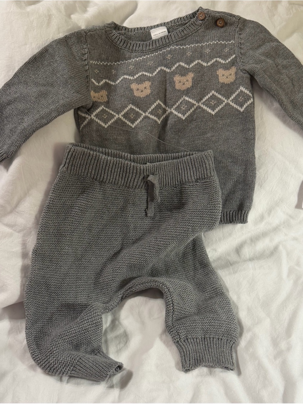 Gray Knit Baby Sweater & Pants Set with Tan Bear Motif - Picture 1 of 5